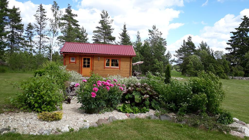 Maenniste Holiday Home Hiievalja Екстериор снимка